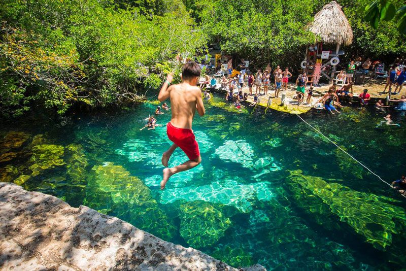 Cenote Azul Cancún