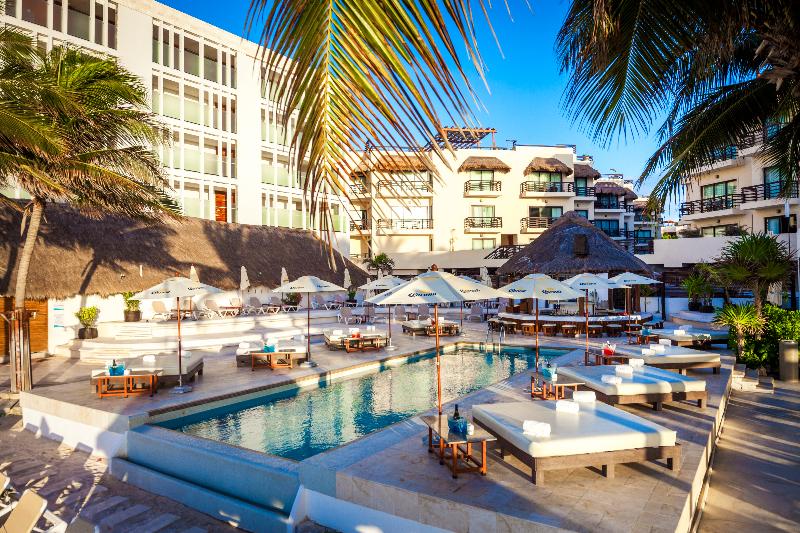 BEACH CLUBS DE LA RIVIERA MAYA